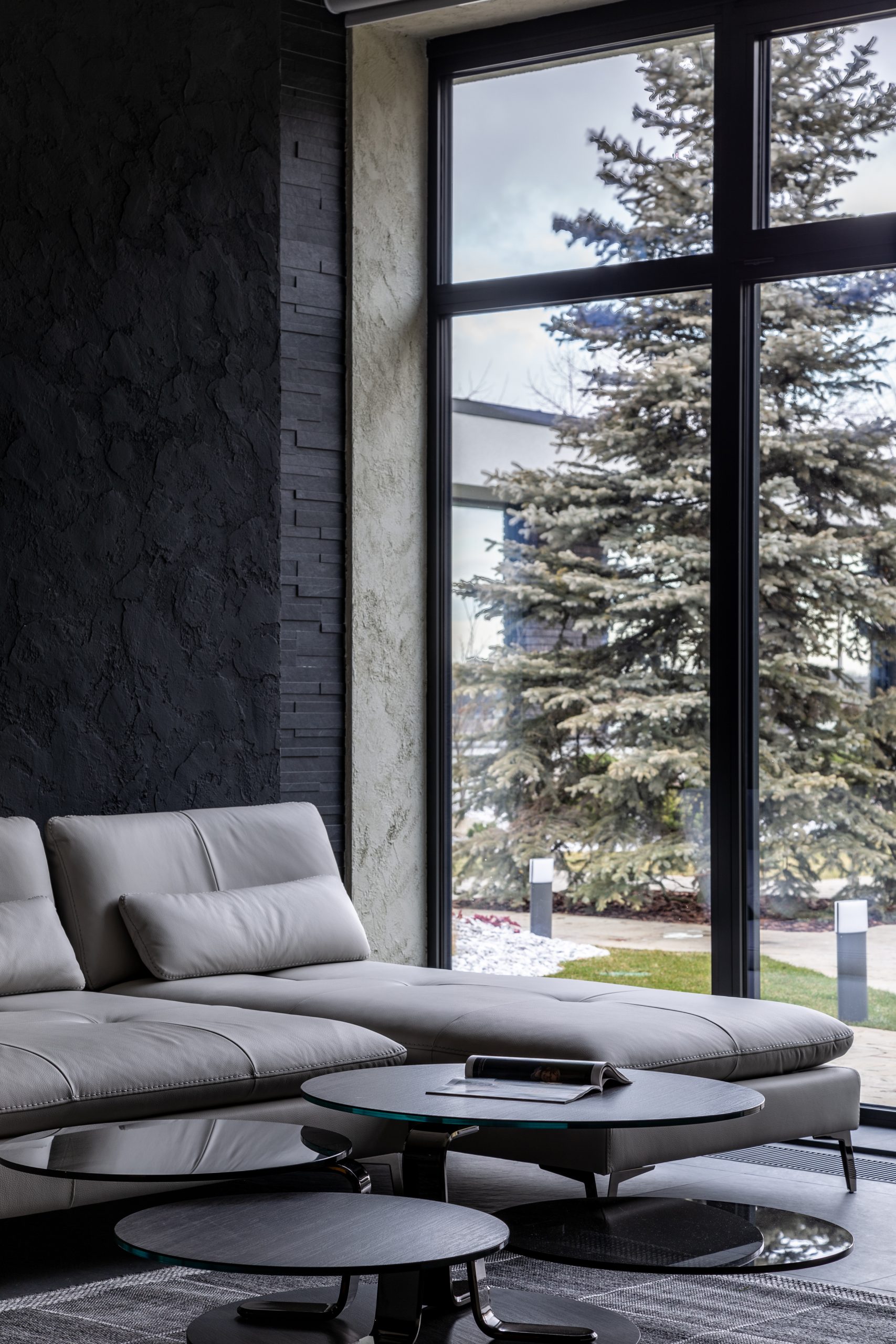Guest room in a private residence